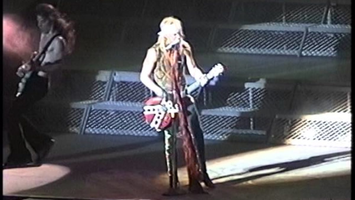 Poison - (Allentown Fairgrounds) Allentown,Pa 6.18.93