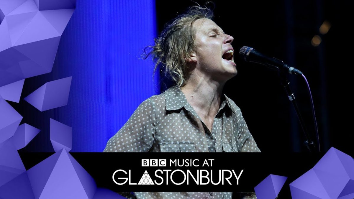 Pond - Paint Me Silver (Glastonbury 2019)