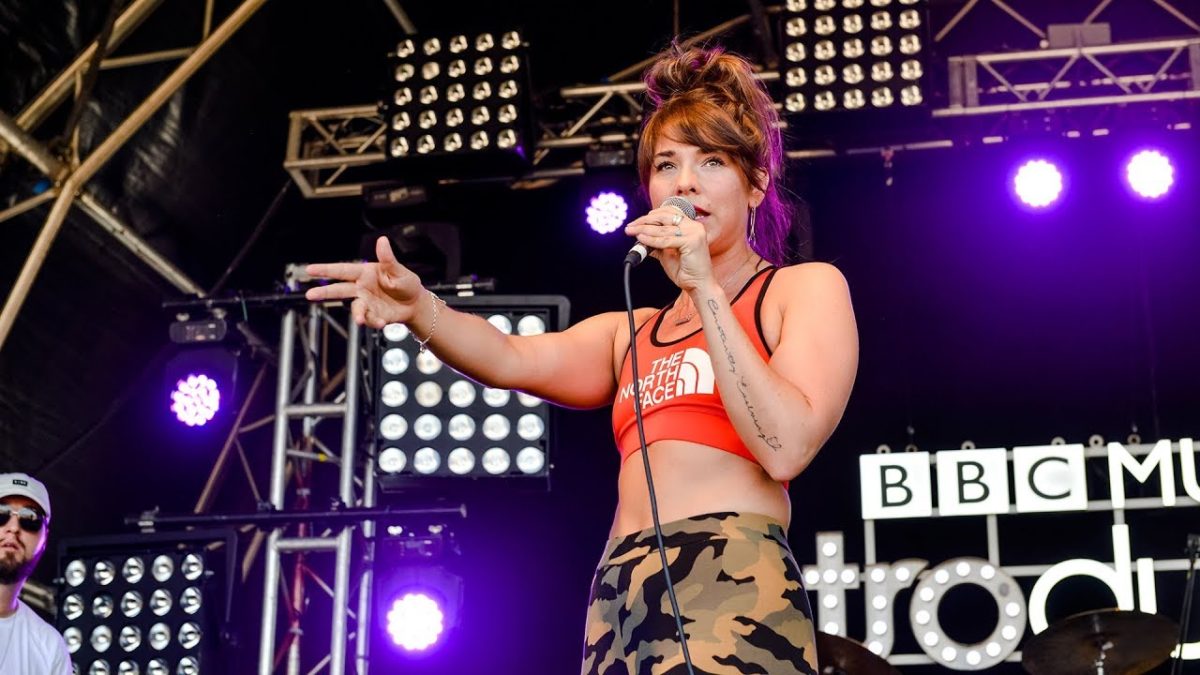 Prima - Shower Me (Reading + Leeds 2019)