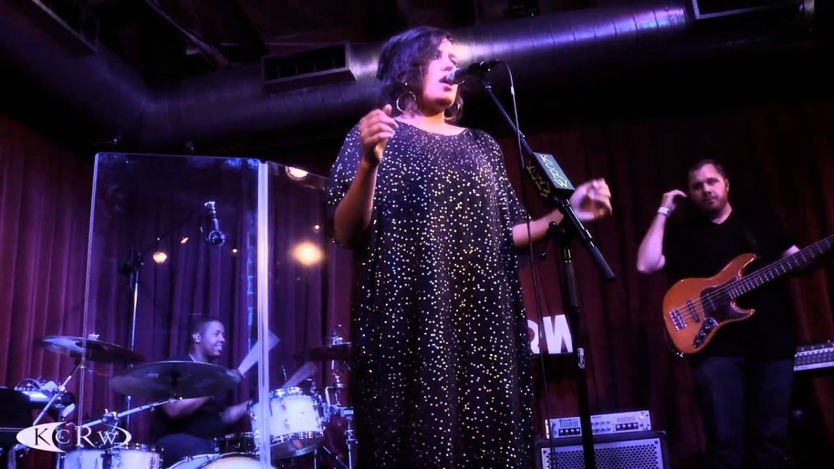 Quadron performing "Hey Love" Live at KCRW's Apogee Sessions