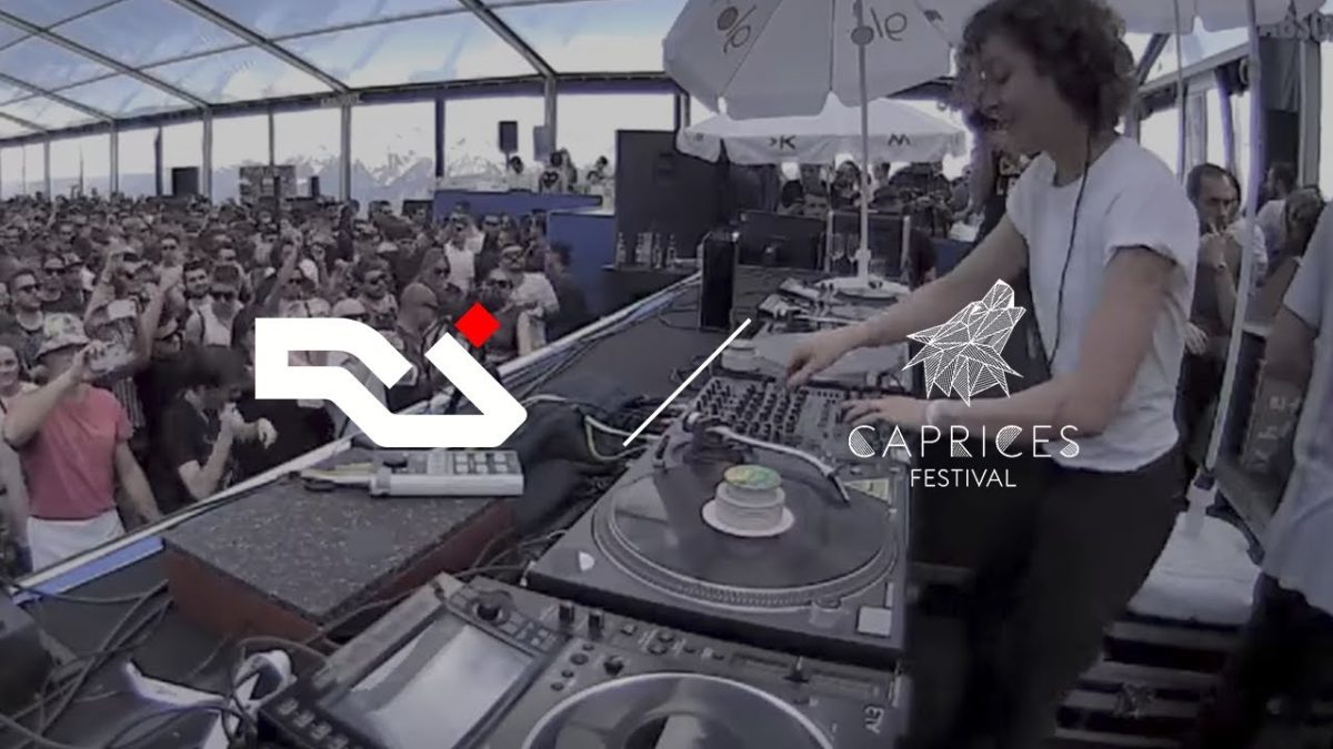 RA Live: tINI at Caprices Festival