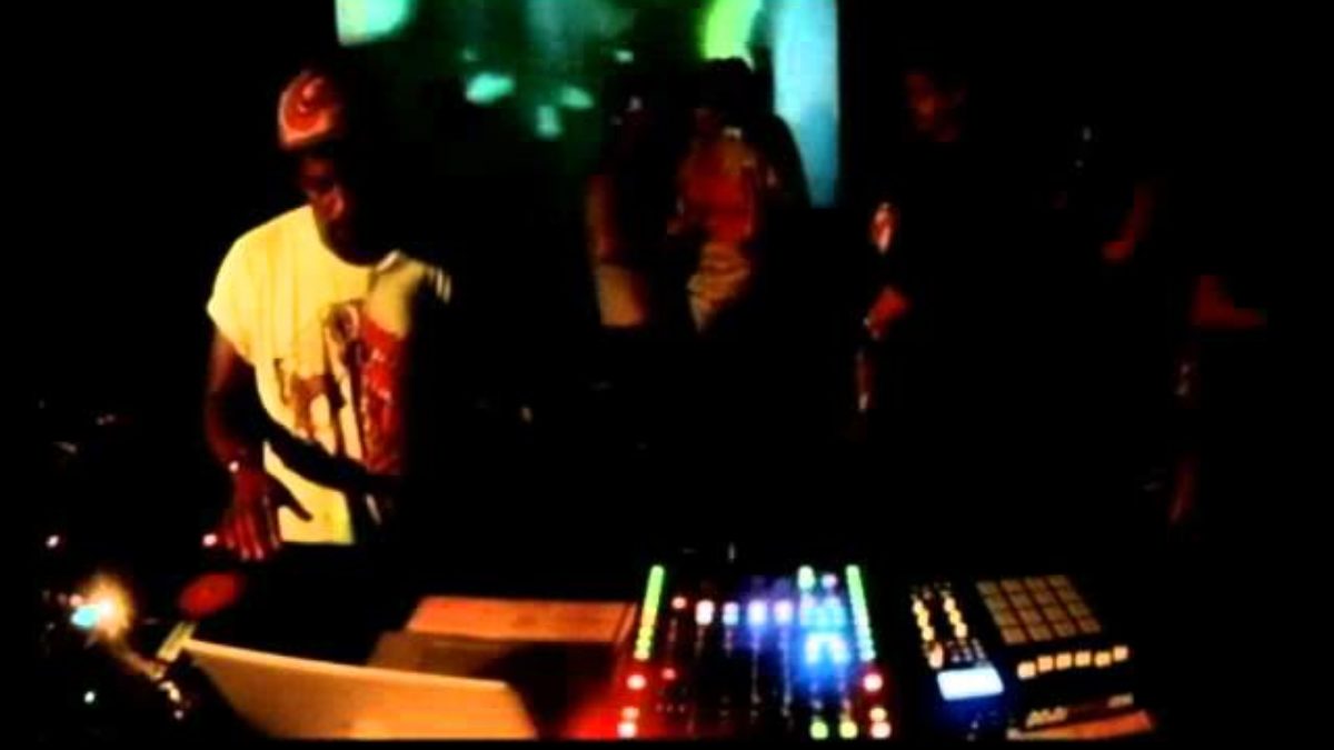 Remi Kabaka 25 min Boiler Room DJ Set