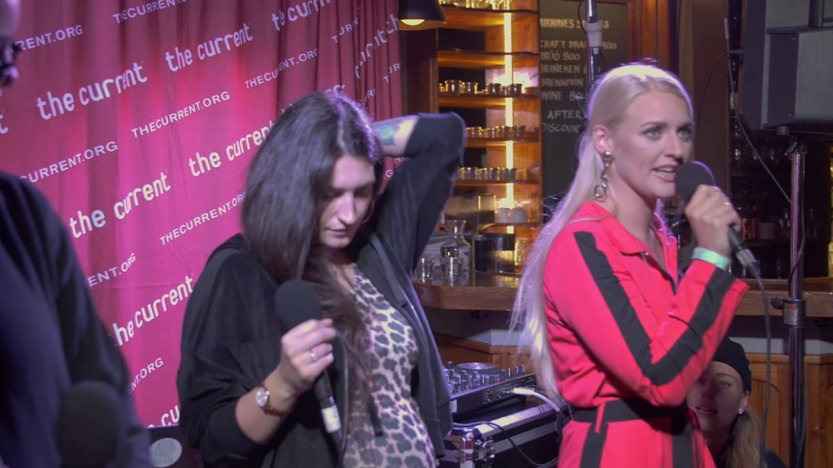 Reykjavíkurdætur - hvað er málið (Live at Iceland Airwaves)