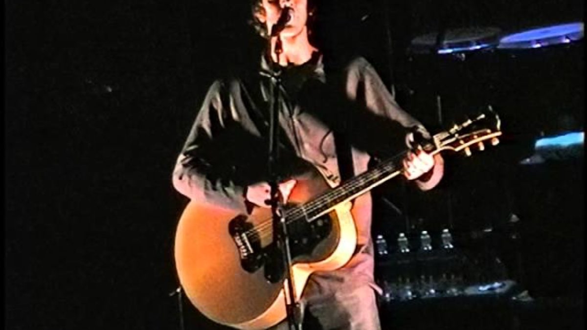 Richard Ashcroft - (TLA) Philadelphia,Pa 1.31.01