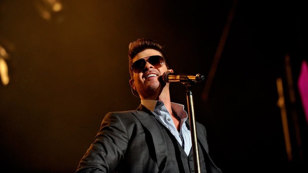 Robin Thicke - Blurred Lines at 1Xtra Live 2013
