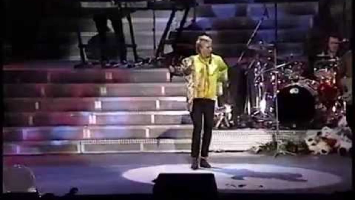 Rod Stewart - (First Union Center) Philadelphia,Pa 2.27.99 (Part 1)