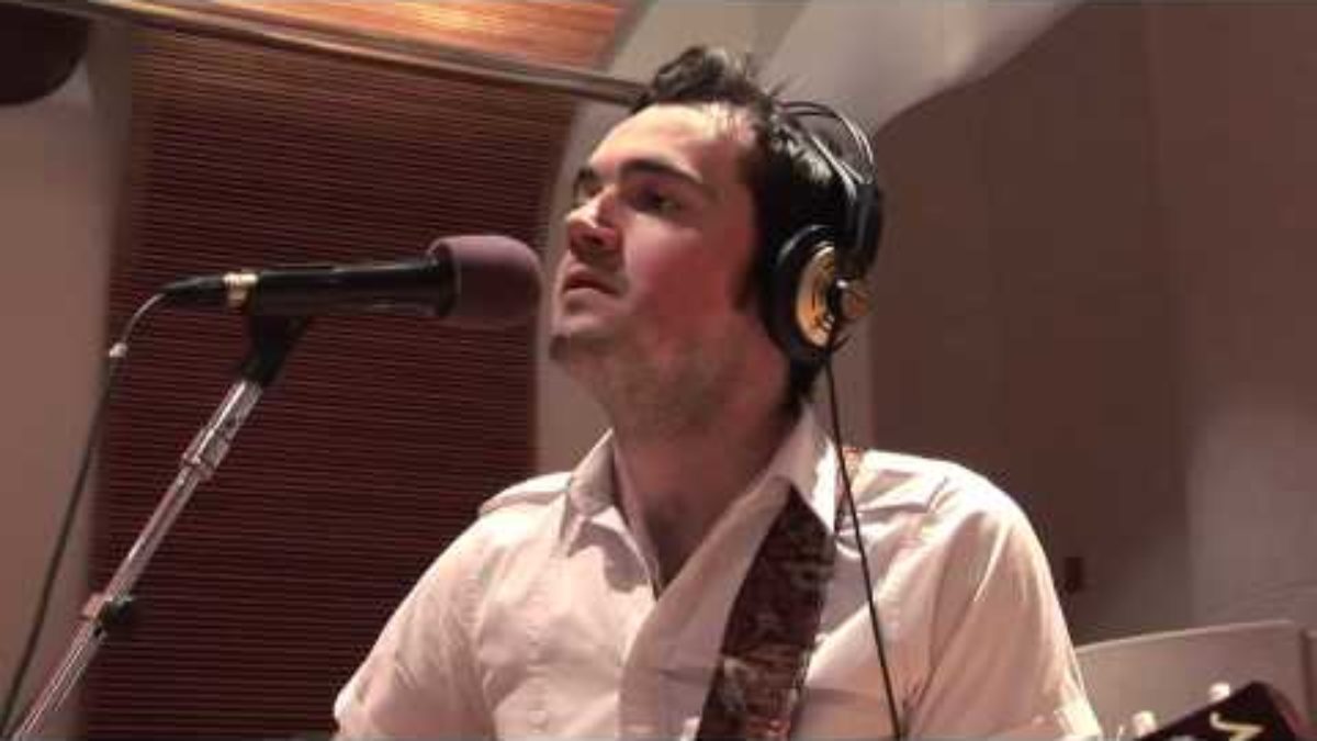 Romantica - These Things Are Too Beautiful (Live on The Local Show)