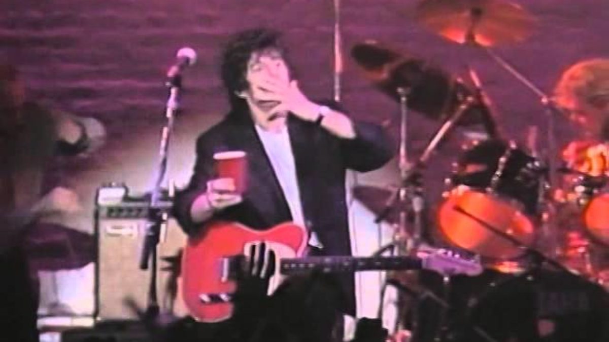 Ron Wood & Bo Diddley - Ron Wood Introduction - 11/20/87 - Ritz (OFFICIAL)