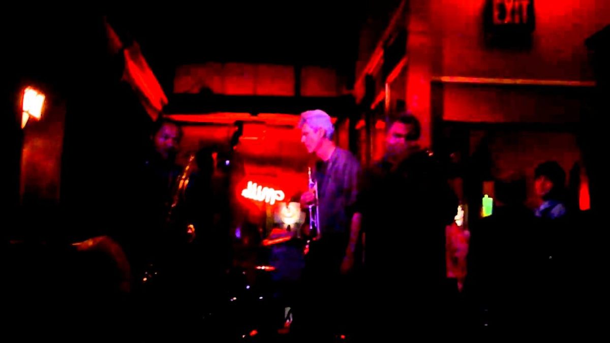 John D'earth and his jazz combo at Miller's in Charlottesville, VA on 11/18/10 [HD]