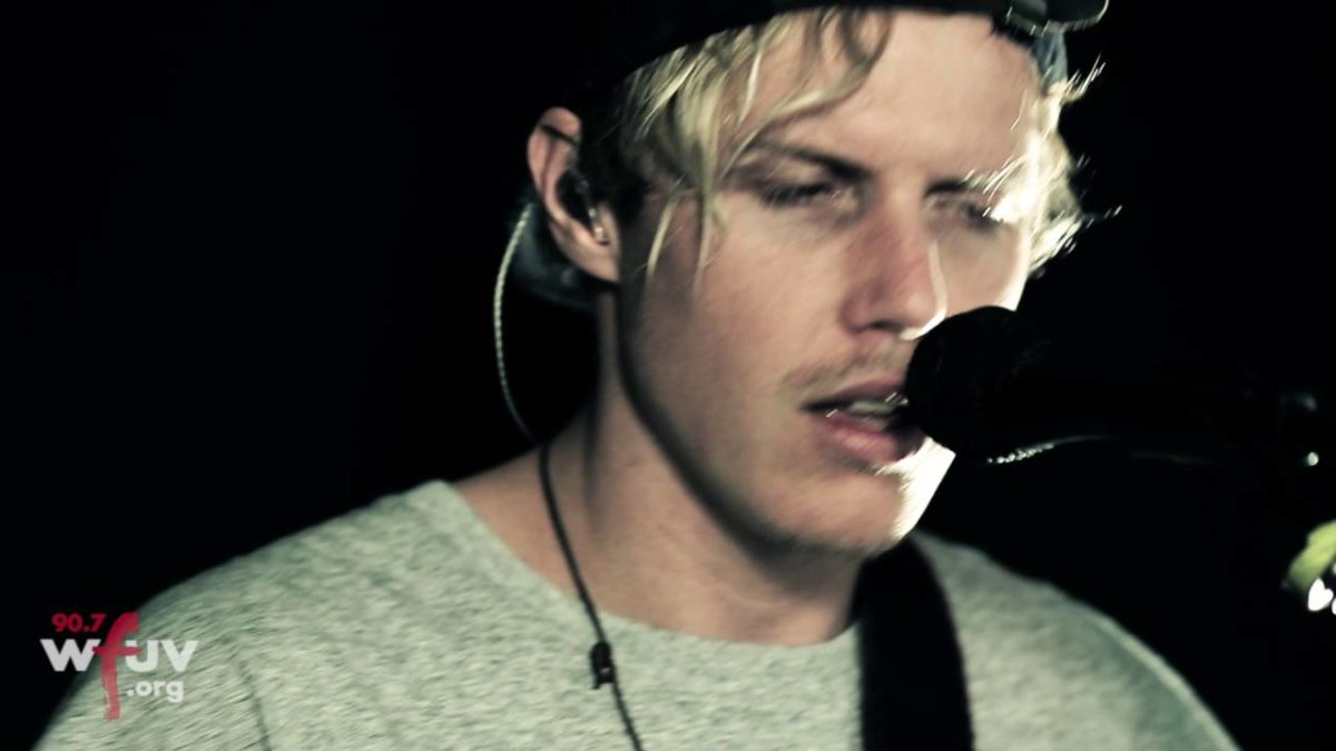 Rüfüs du Sol - "Like an Animal" (Live at WFUV)
