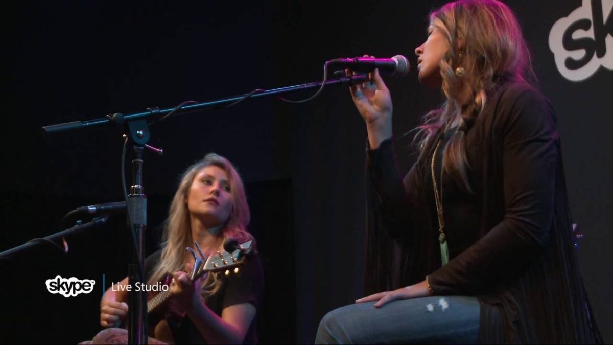 Runaway June - Blue Roses (98.7 THE BULL)