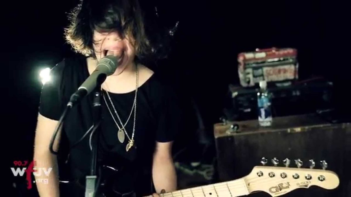 Screaming Females - "Broken Neck" (Live at WFUV)