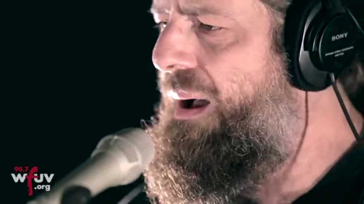 Sean Rowe - "The Game" (Live at WFUV)