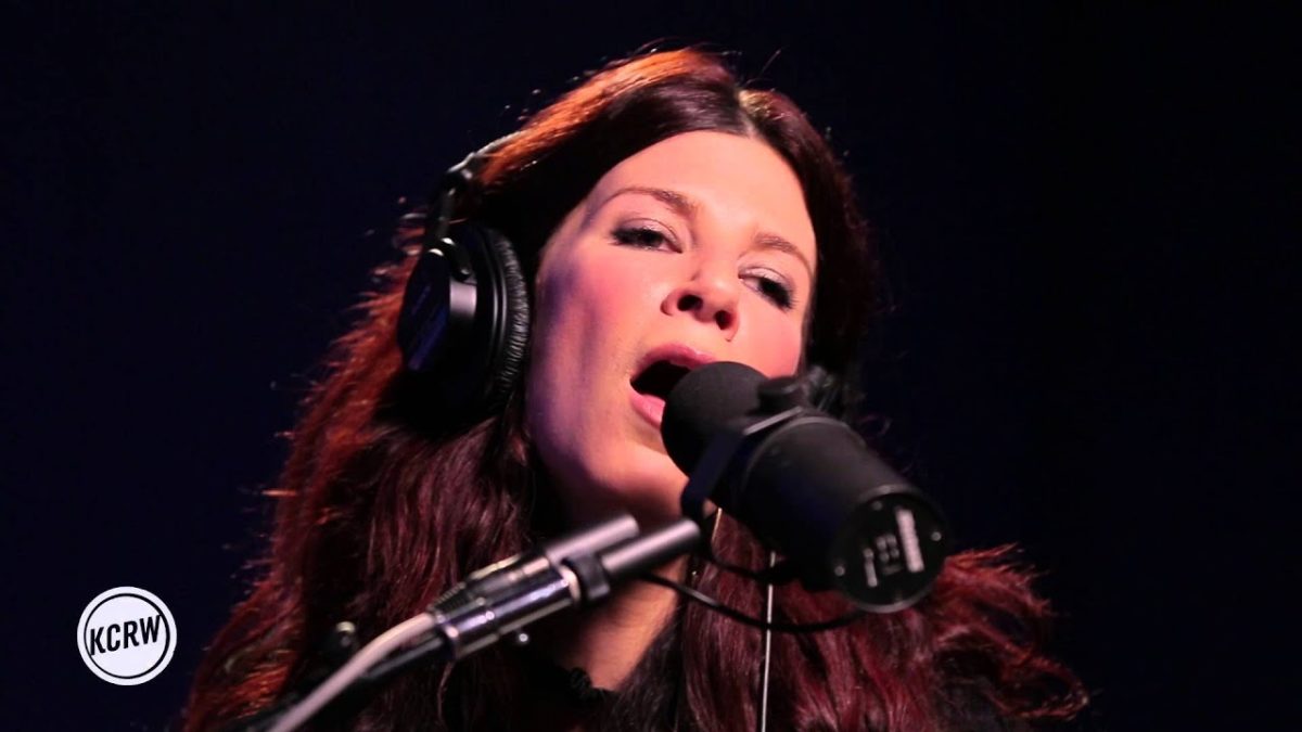 Shana Halligan performing "Get Gone" Live on KCRW