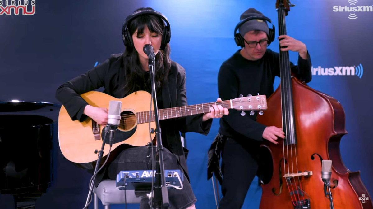 Sharon Van Etten Performs ‘Comeback Kid’ For SiriusXM
