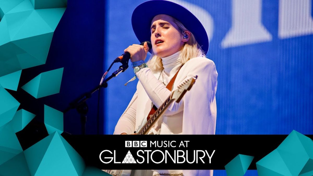 Shura - Touch (Glastonbury 2019)