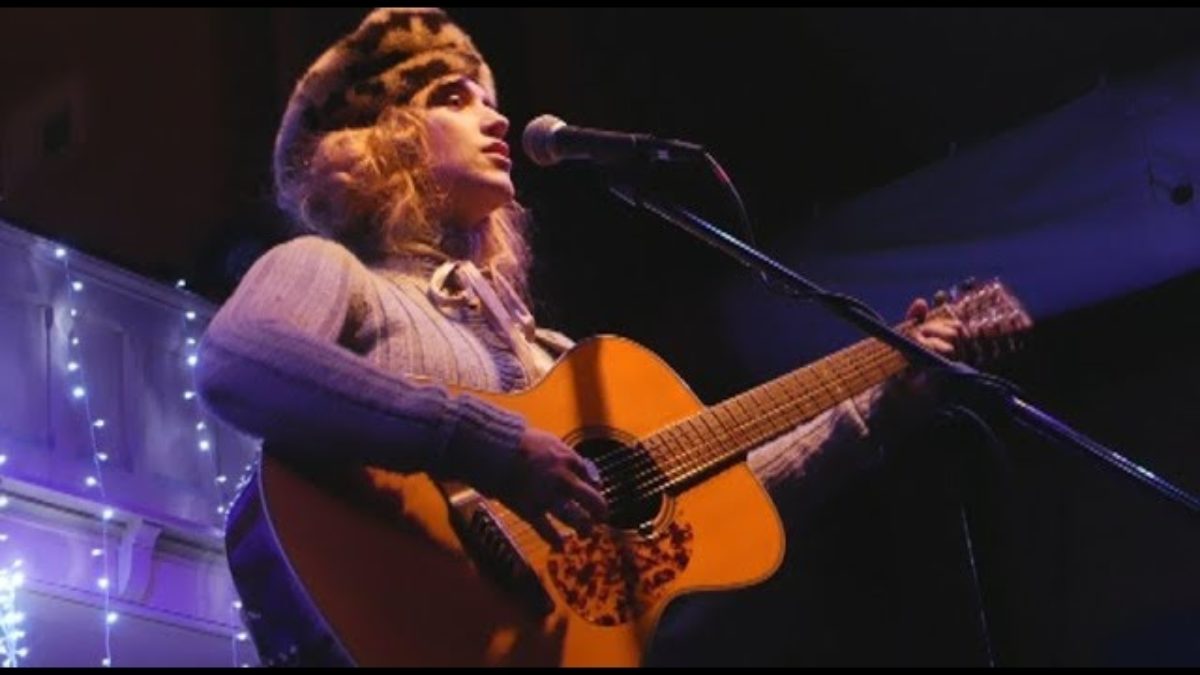 Sierra Ferrell: "West Virginia Waltz" Live 11/1/19 Newport, KY