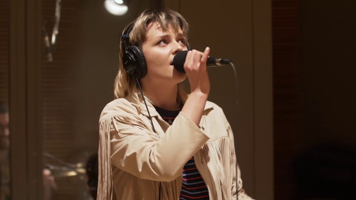 Silence Kit - Kitty Kitty (Live at The Current)