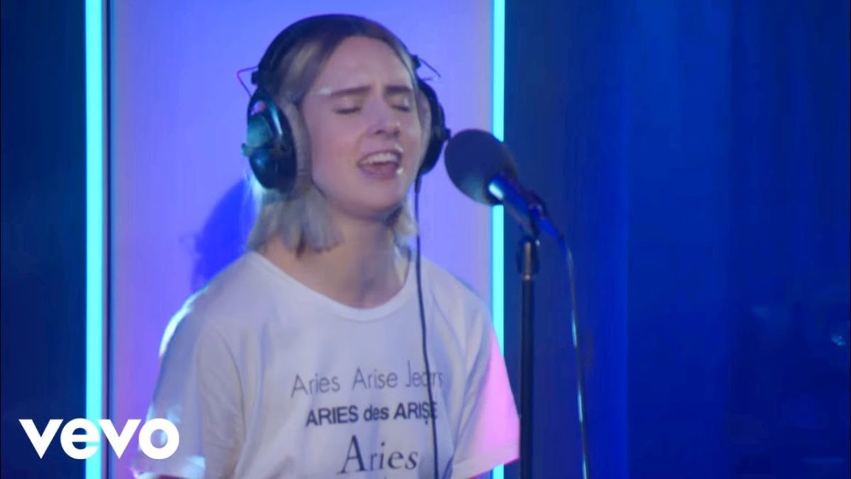 Snakehips, MØ - Redbone (Childish Gambino cover in the Live Lounge)