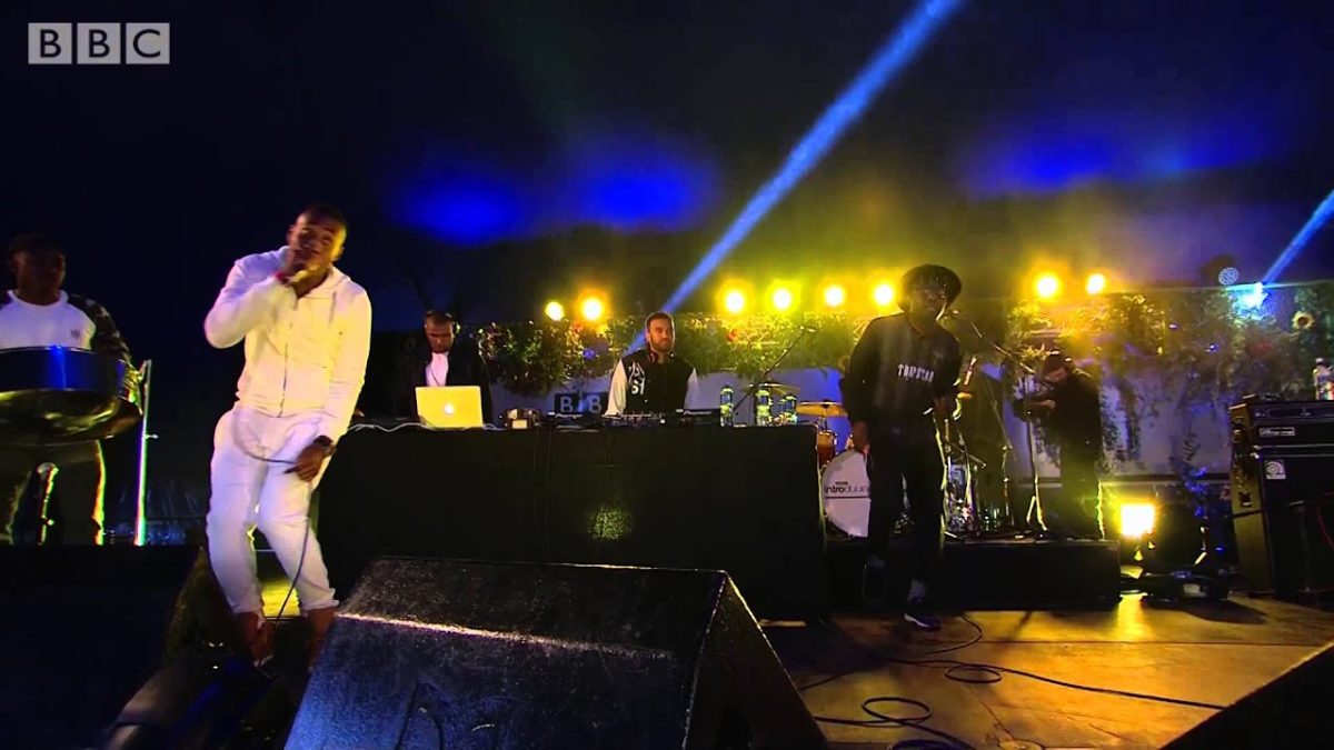 Star.One - Never Give Up (feat Doctor) (Radio 1's Big Weekend 2015)
