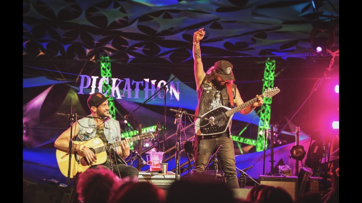 Starlight Stage (S01E04) King Tuff - Black Moon Spell @Pickathon 2015
