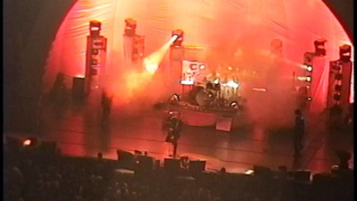 Stone Temple Pilots - (The Spectrum) Philadelphia,Pa 11.27.96 (Complete Show)