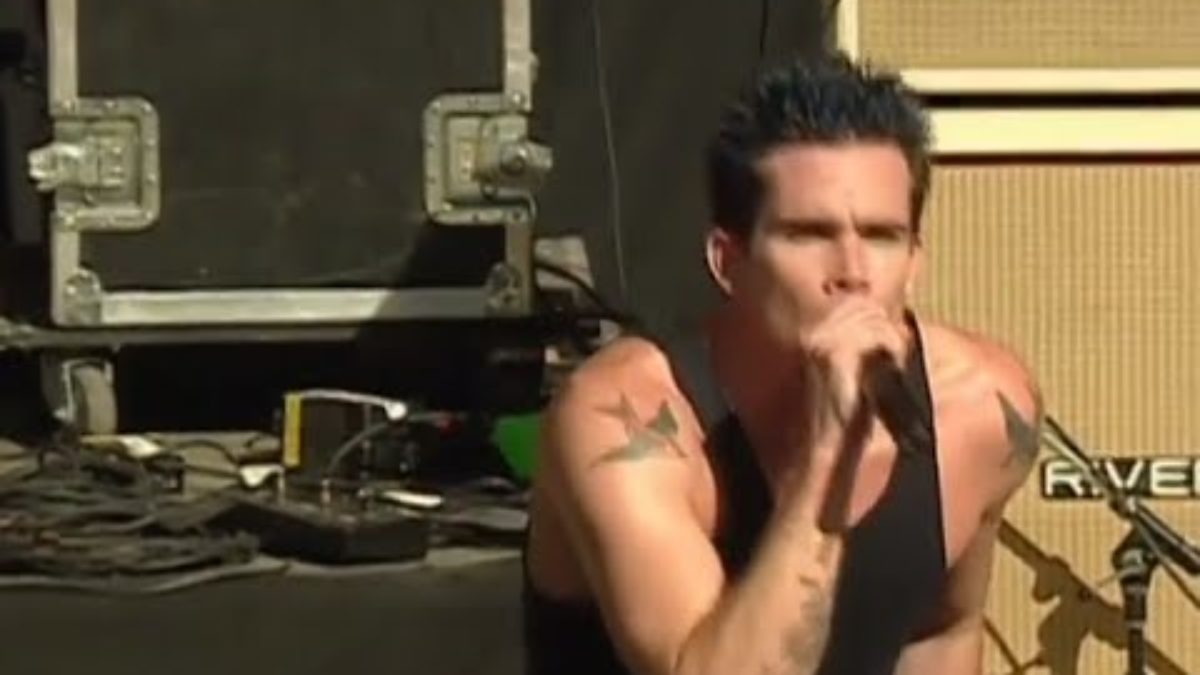 Sugar Ray - Mean Machine - 6/18/1999 - Shoreline Amphitheatre (Official)