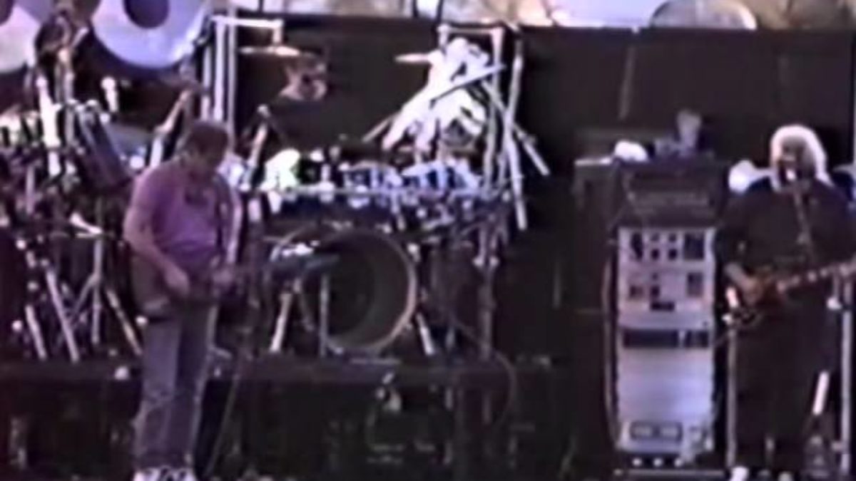 Grateful Dead (2 cam) 1992 12-06 Compton Terrace, Chandler, AZ (Set 2 Complete)