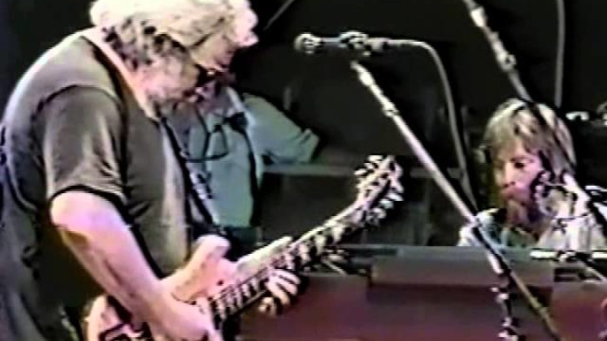 Cold Rain & Snow - Grateful Dead - 7-23-1990 - World Music Theatre, Tinley Park, Illinois (set 1-01)