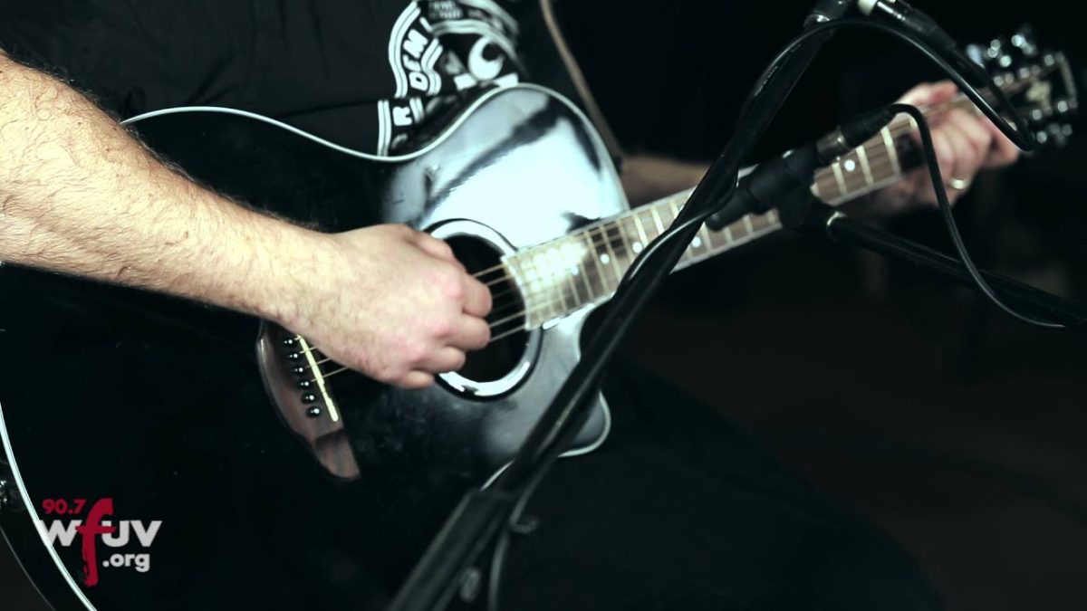 The 2 Bears - "Unbuild It" (Live at WFUV)