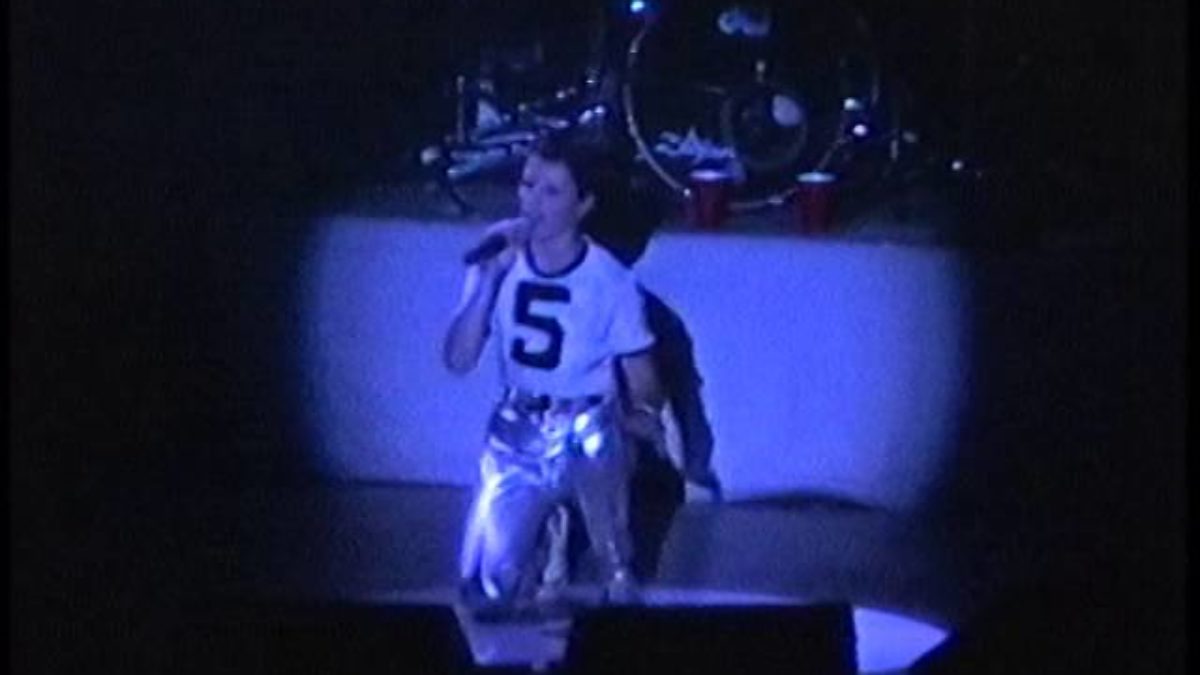 The Cranberries - (Stabler Arena) Bethlehem,Pa 5.8.95