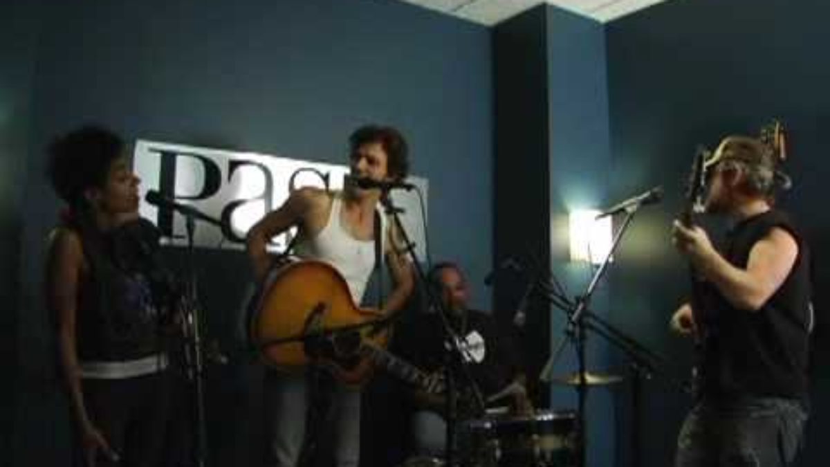 The Duke & The King "The Morning I Get to Hell" live at Paste