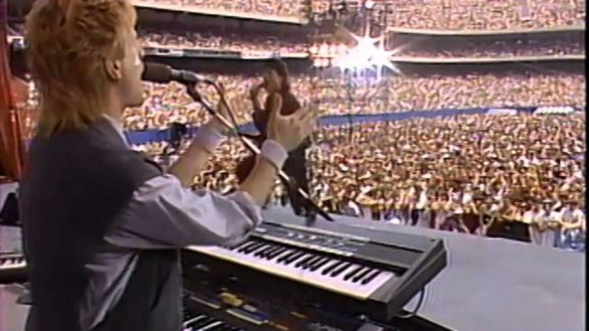The Hooters - Blood from a Stone - 06/15/86 - Giants Stadium (OFFICIAL)