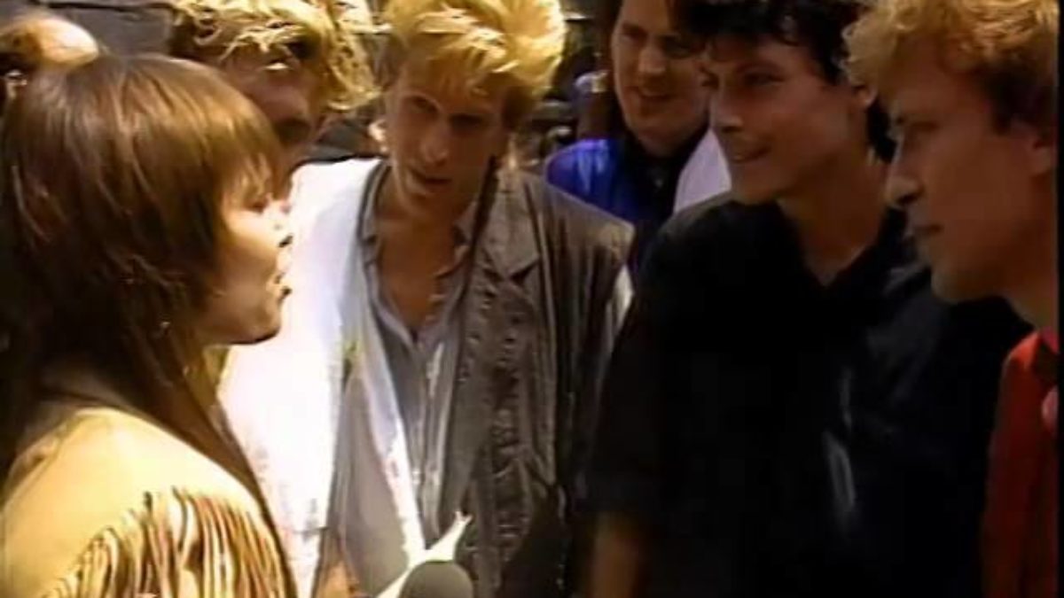 The Hooters - Full Concert - 06/15/86 - Giants Stadium (OFFICIAL)