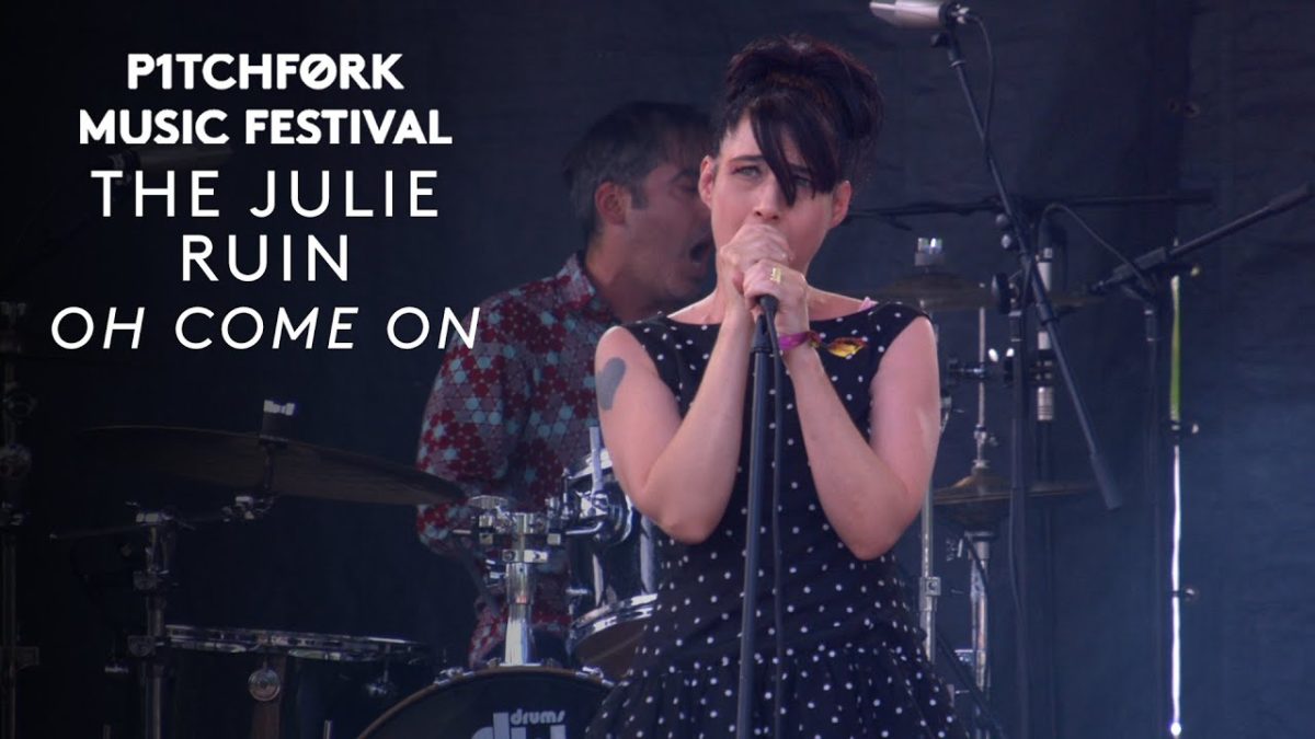 The Julie Ruin perform "Oh Come On" - Pitchfork Music Festival 2015