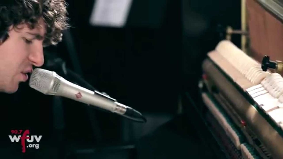 The Kooks - "See Me Now" (Live at WFUV)