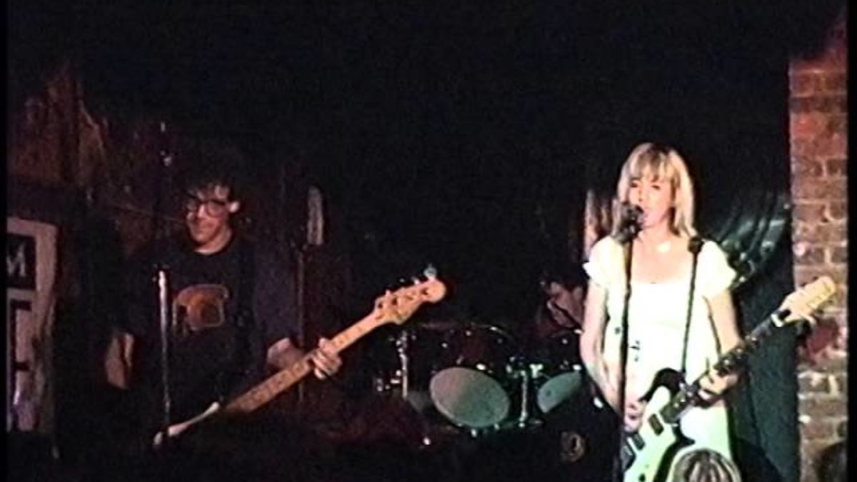 The Muffs - (JC Dobbs) Philadelphia,Pa 8.22.95
