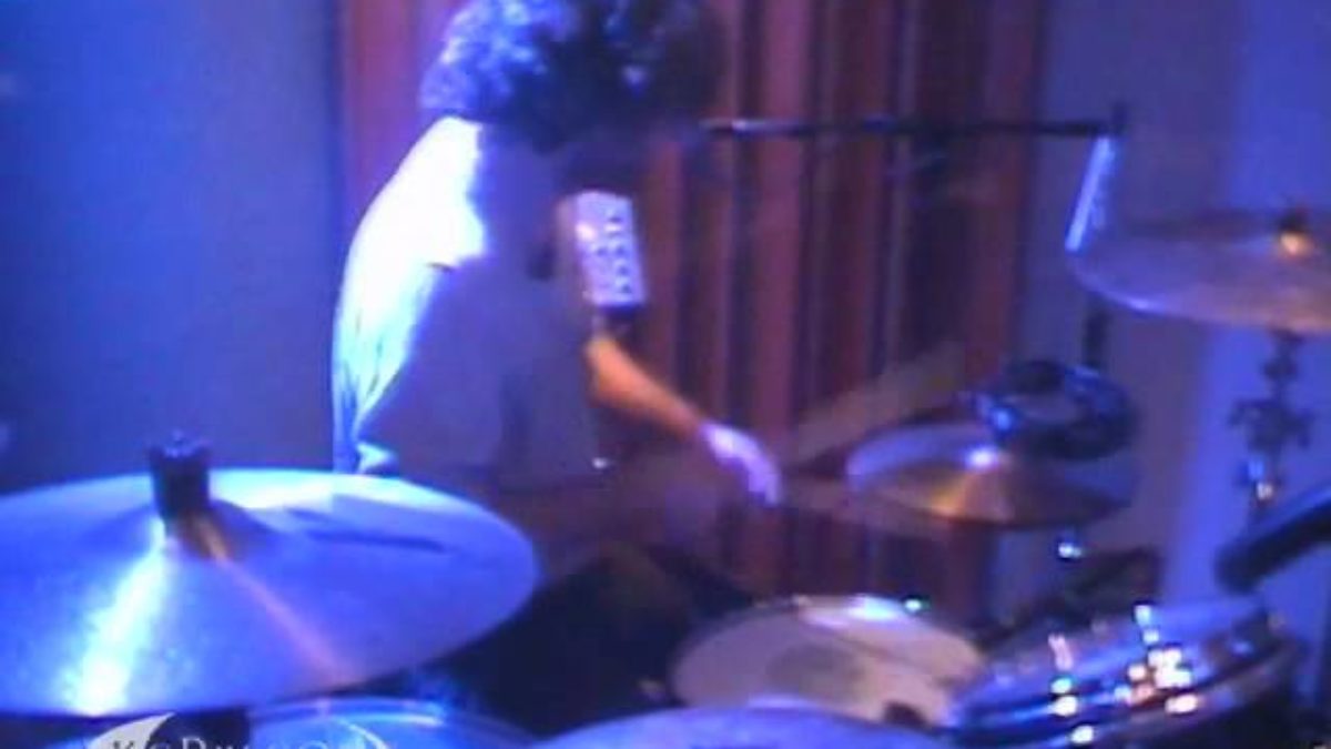 The Postelles performing "White Night" on KCRW