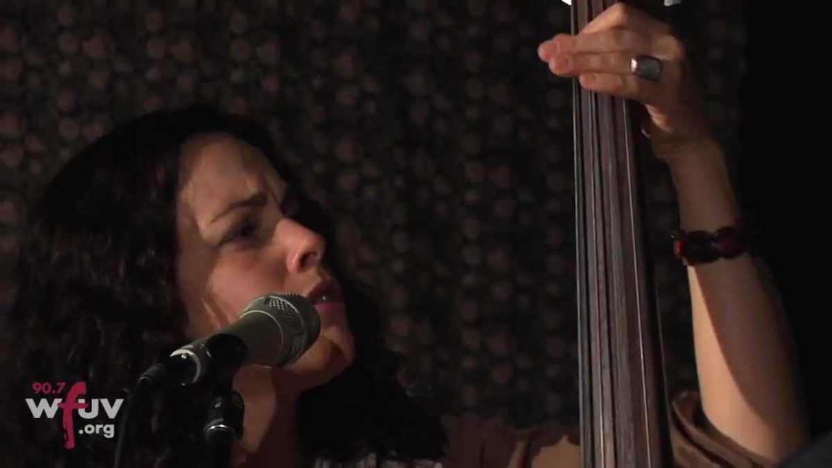 The Wandering - "Sentimental Blues" (Live at WFUV)