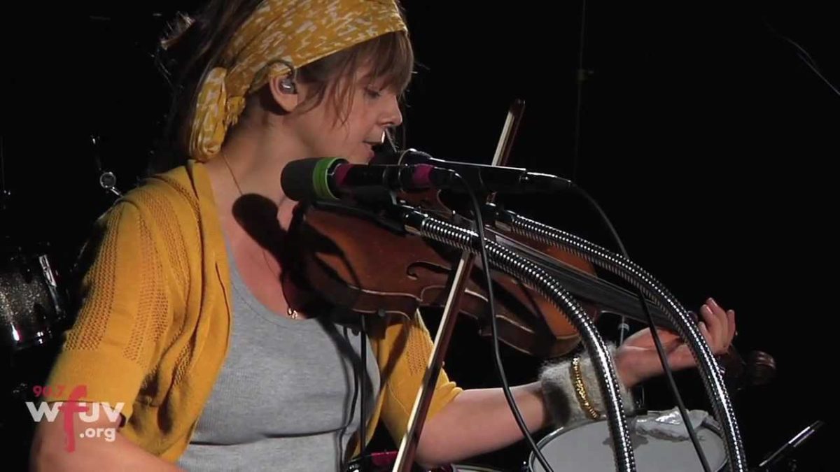 Theresa Andersson - "Injuns" (Live at WFUV)