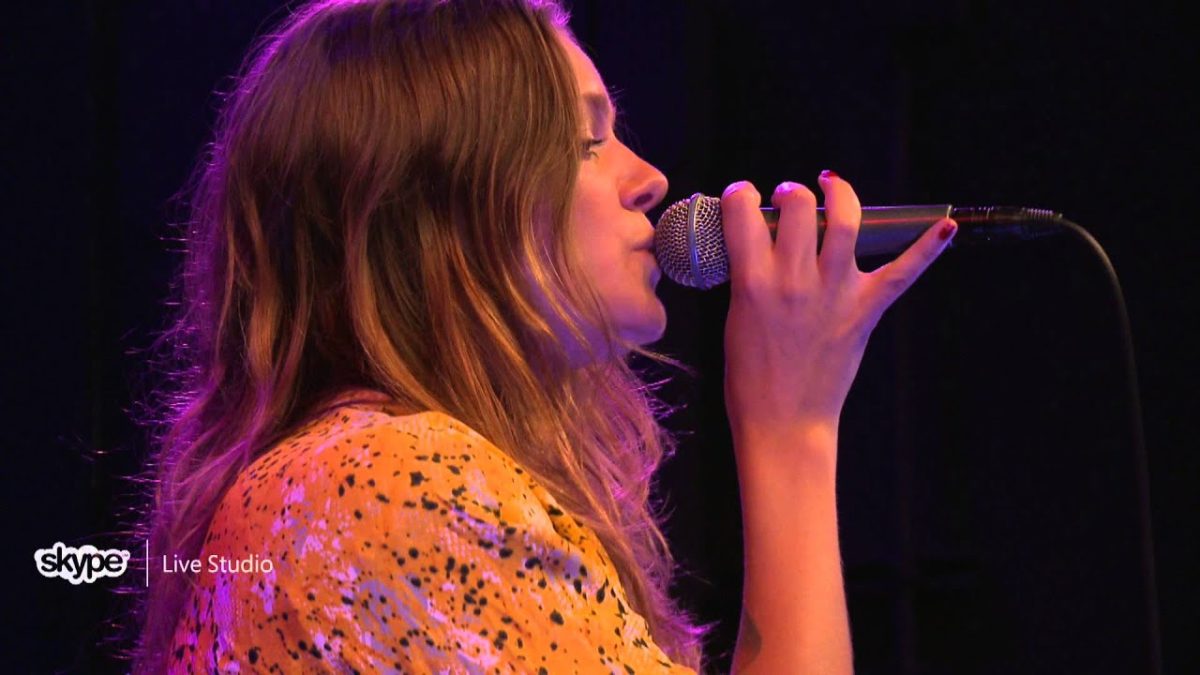 Tove Lo - Talking Body (LIVE 95.5)