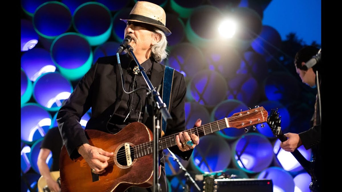 Treeline Stage (S02E01) Giant³ Sand - Transponder @Pickathon 2015