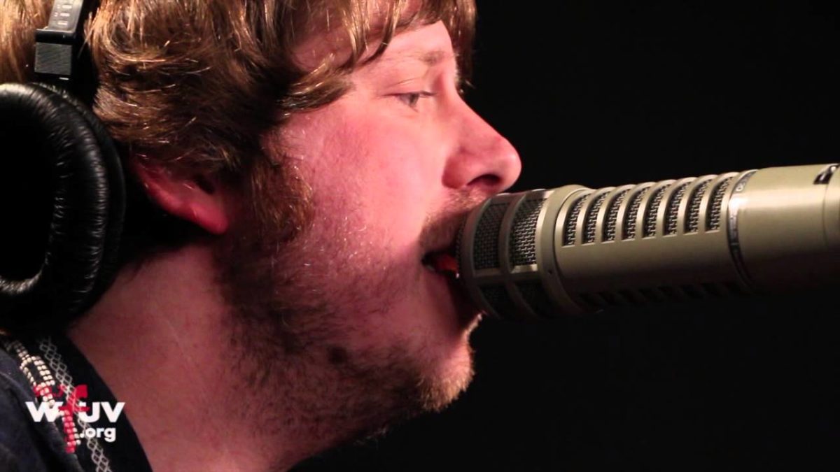 Treetop Flyers - "Haunted House" (Live at WFUV)