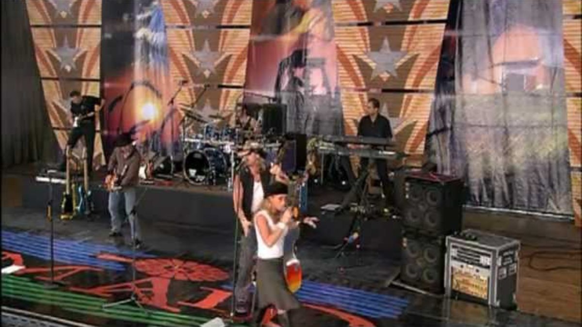 Trick Pony - Pour Me (Live at Farm Aid 2003)