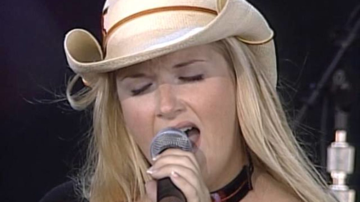 Trisha Yearwood - There Goes My Baby (Live at Farm Aid 1999)