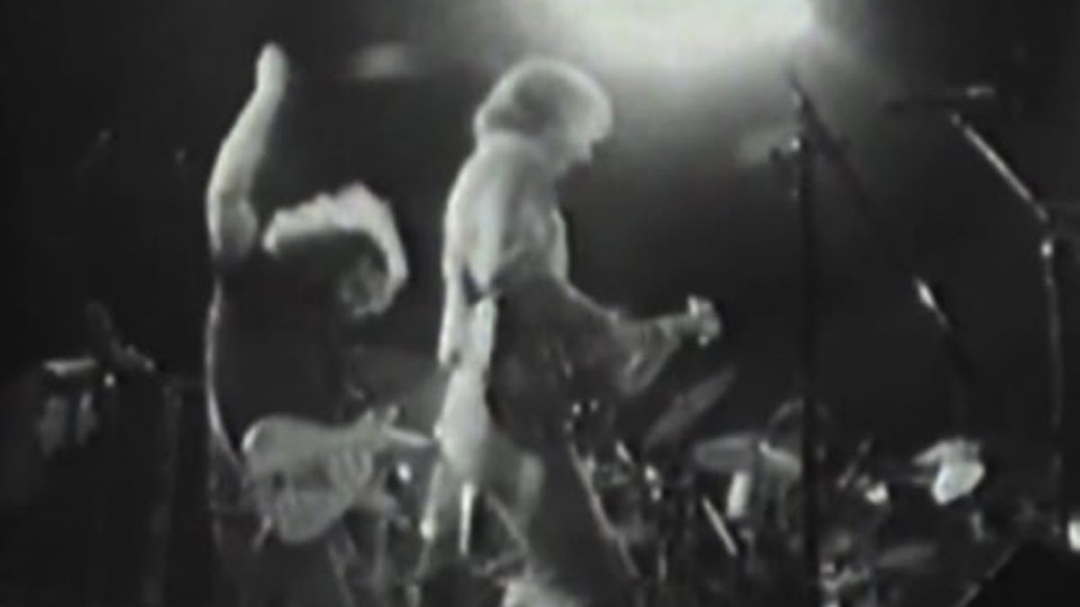 Truckin' (v2) - Grateful Dead - 4-12-1978 - Duke Univ, Durham, NC set2-07