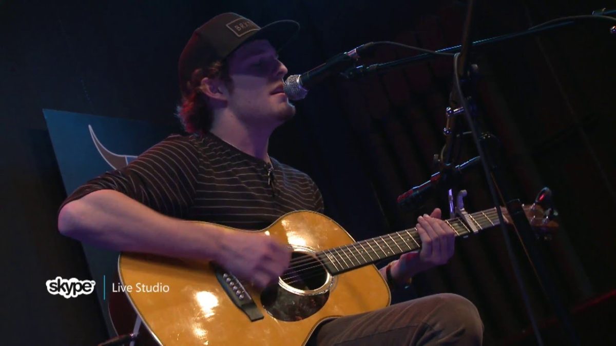 Tucker Beathard - Momma and Jesus (98.7 THE BULL)