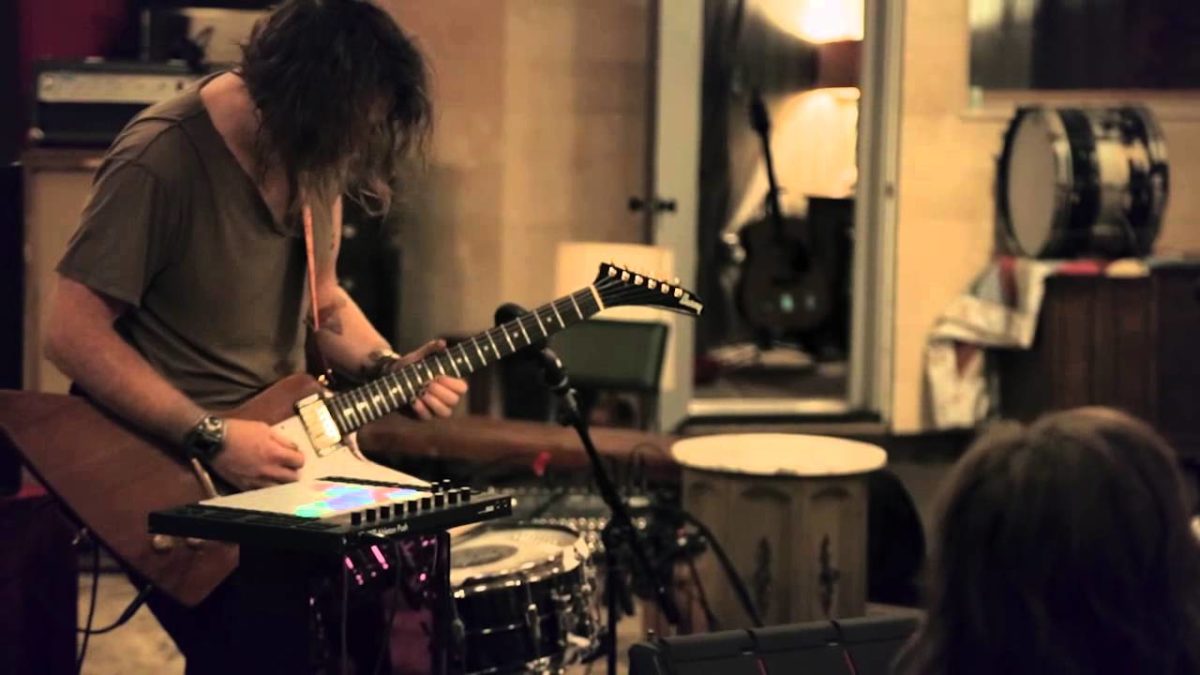 Twin Limb - "Aine" - Live from La La Land