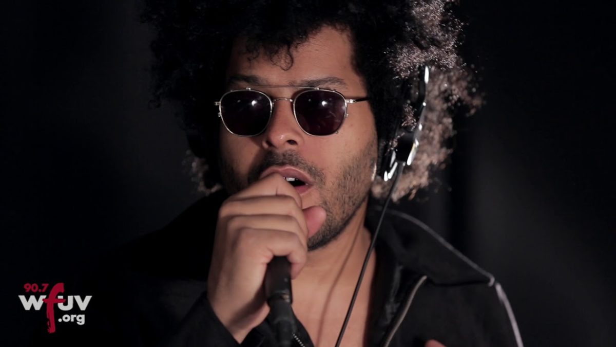 Twin Shadow - "Sympathy" (Live at WFUV)