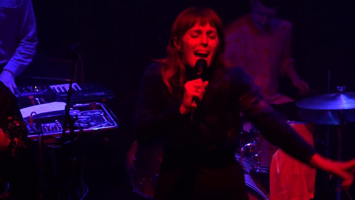 U.S. Girls - Mad As Hell (Johnny Brenda's) Philadelphia,Pa 10.31.17